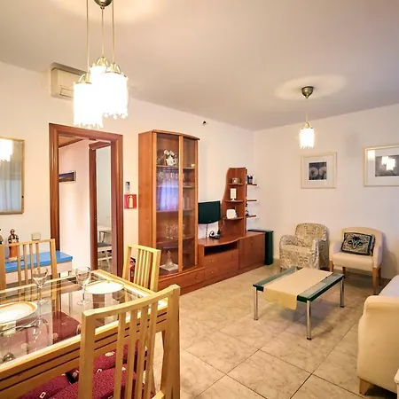 Apartment Torrassa Fira
