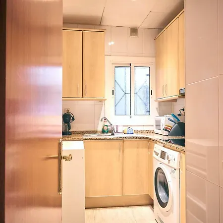 Torrassa Fira Apartment *